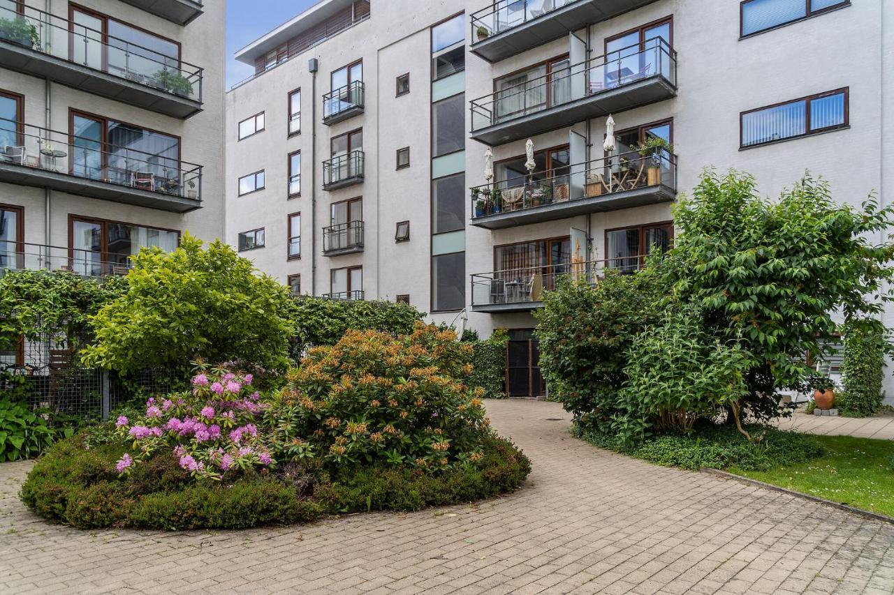 Scandi-Hygge 2 Bedroom Apartment In Charming Christianshavn Копенхаген Екстериор снимка