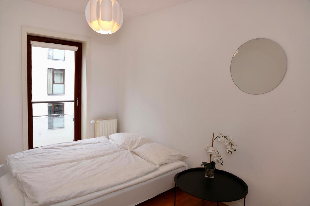 Scandi-Hygge 2 Bedroom Apartment In Charming Christianshavn Копенхаген Екстериор снимка
